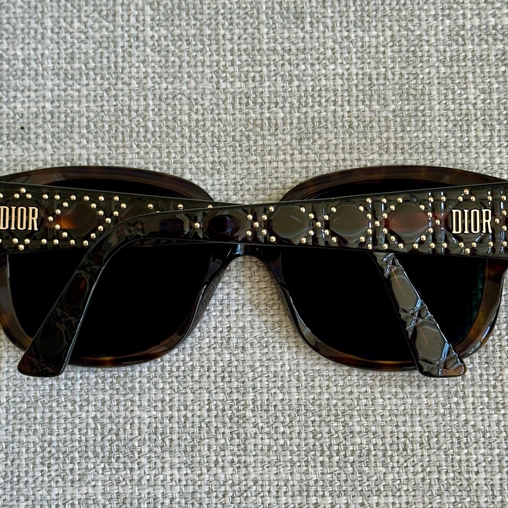 Christian Lady Dior stud sunglasses - Picture 5 of 8